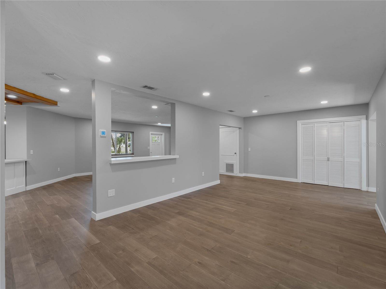 32 Bay Avenue, Osprey, FL 34229