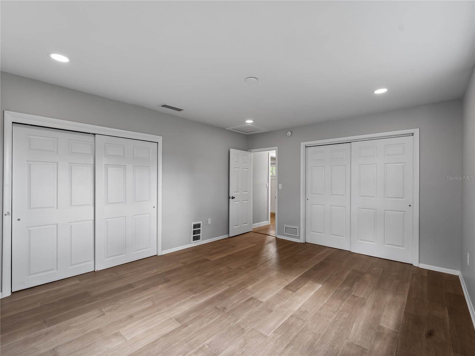 32 Bay Avenue, Osprey, FL 34229