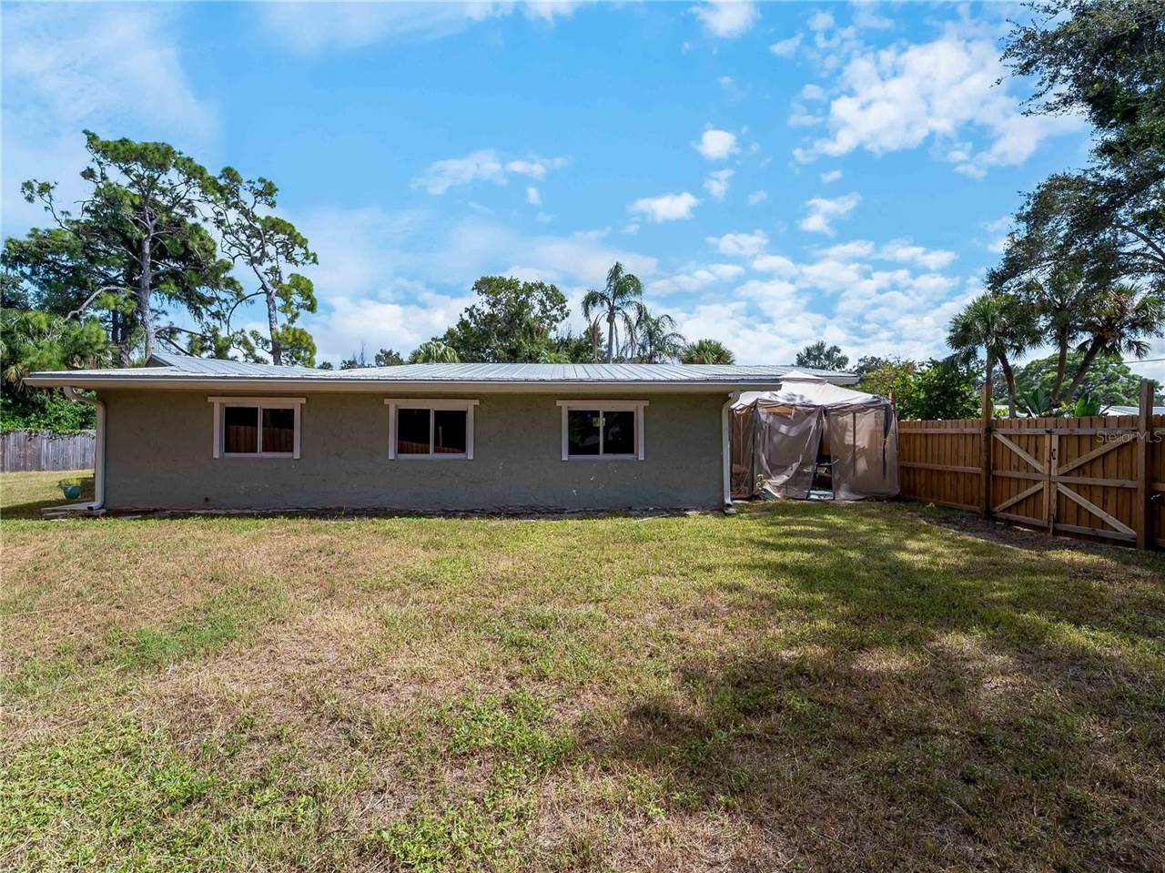 32 Bay Avenue, Osprey, FL 34229