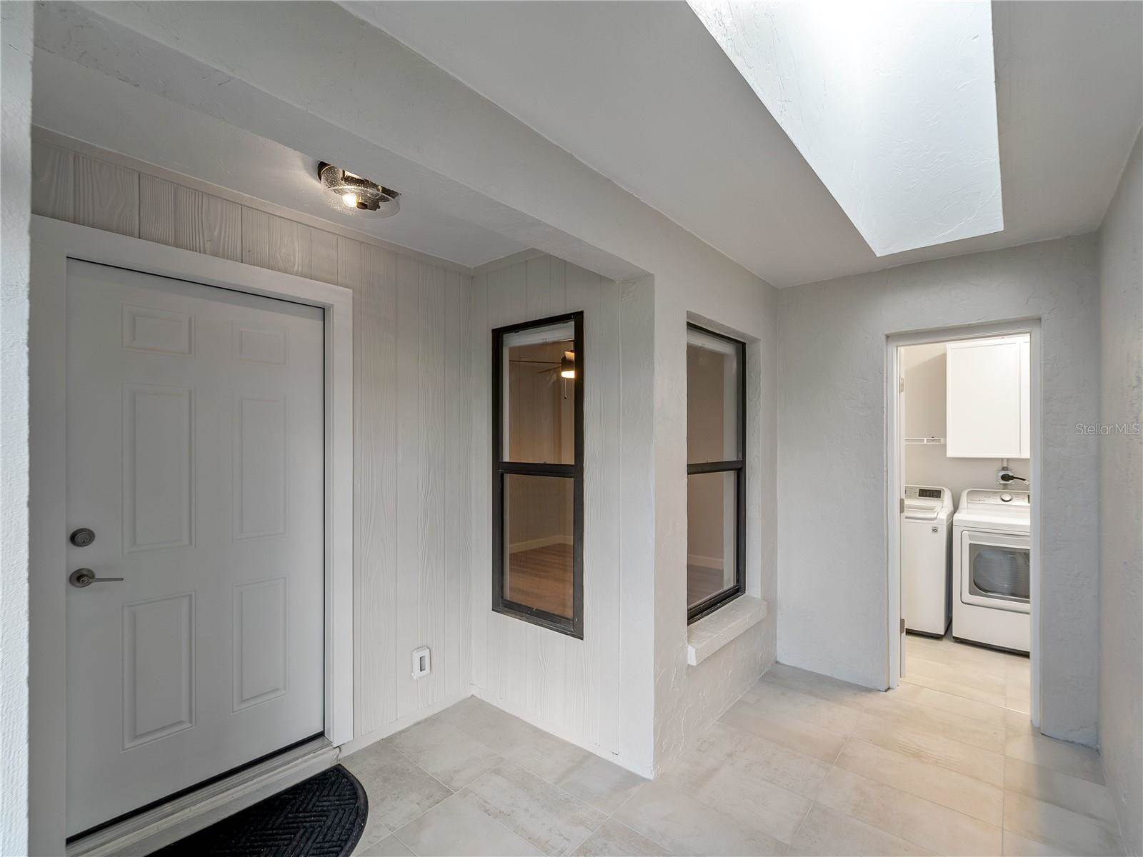 1711 Curry Avenue, Nokomis, FL 34275