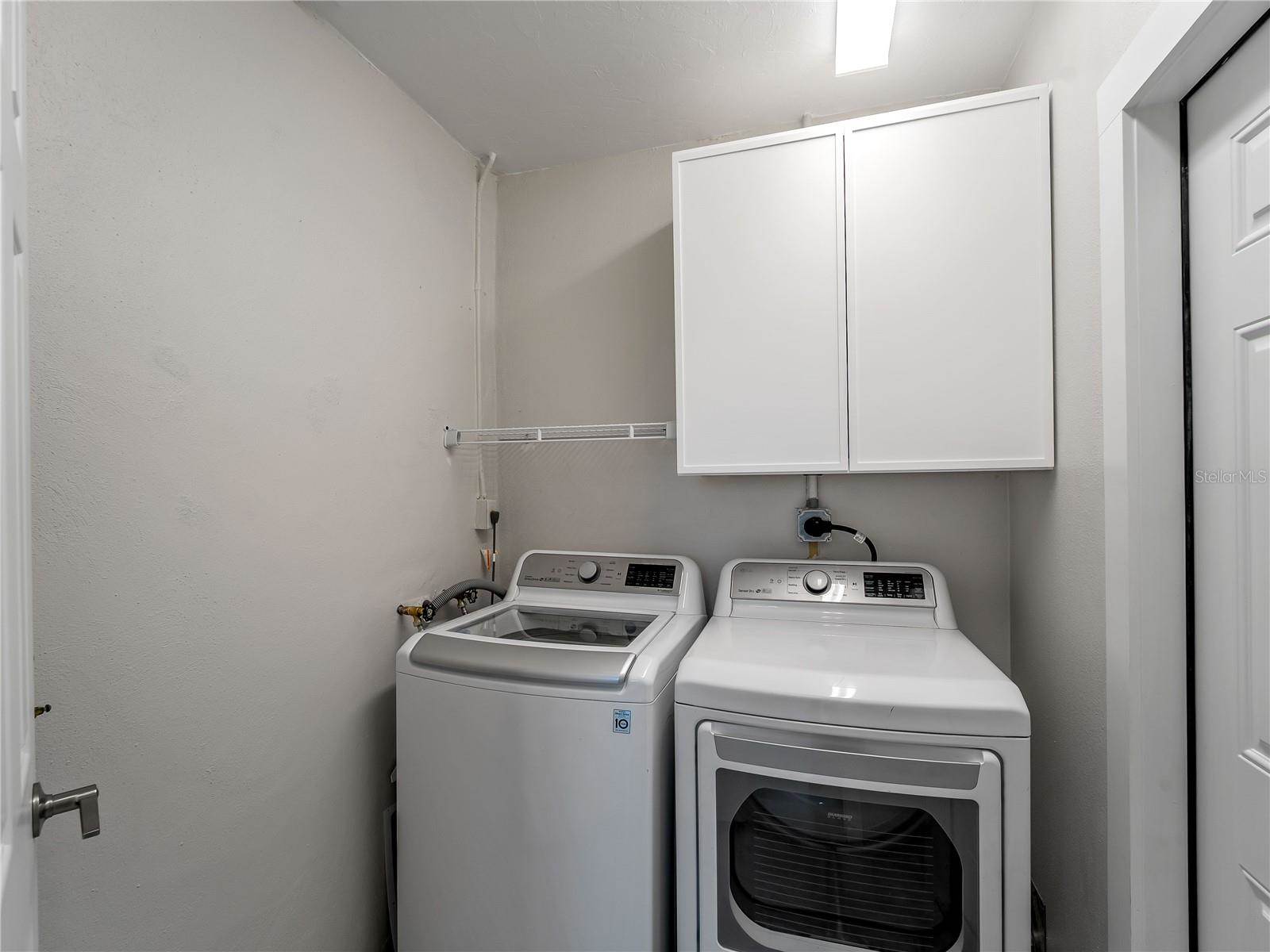 1711 Curry Avenue, Nokomis, FL 34275