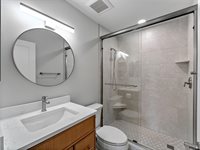 1711 Curry Avenue, Nokomis, FL 34275