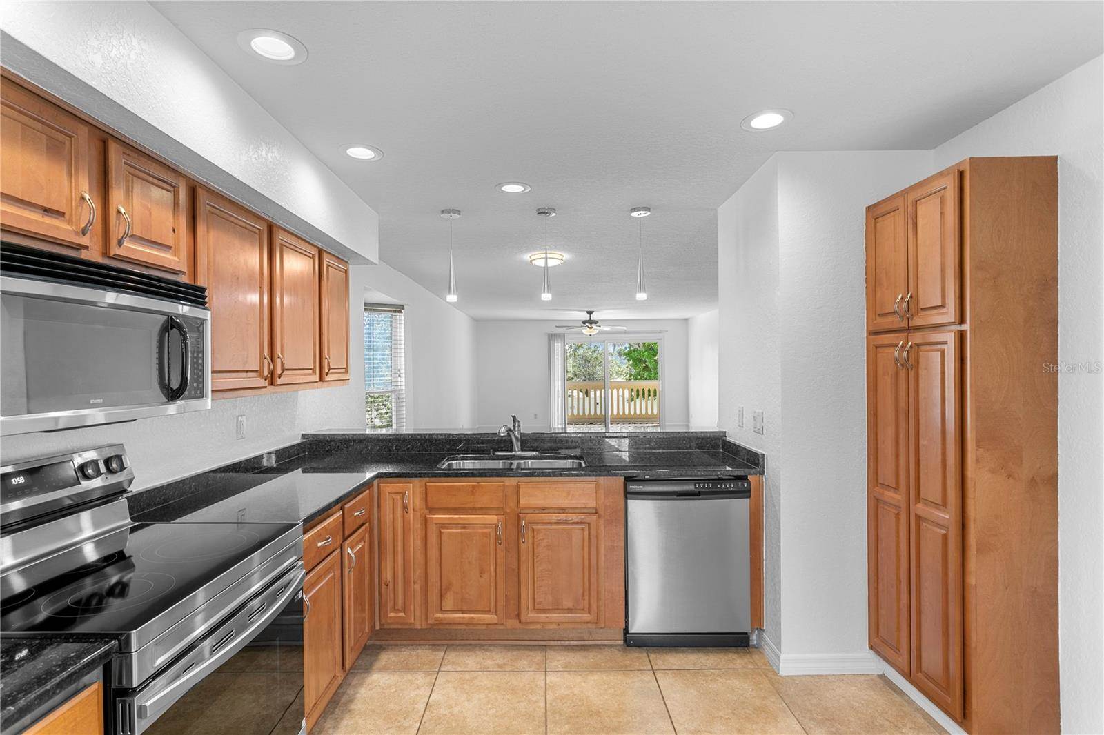 10399 Paradise Boulevard, #106B, Treasure Island, FL 33706