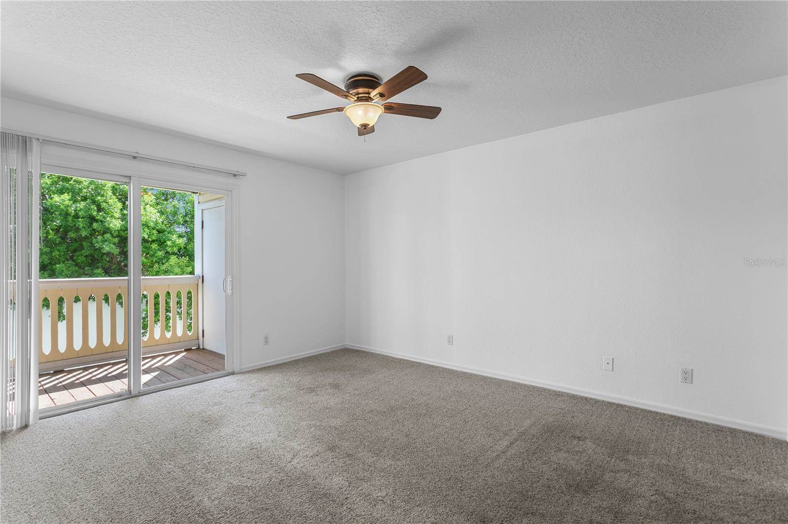 10399 Paradise Boulevard, #106B, Treasure Island, FL 33706