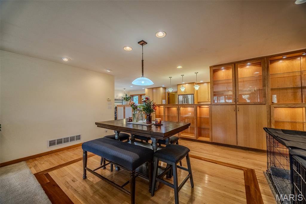 23643 Red Hawk Drive, Lebanon, MO 65536