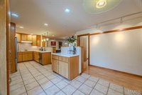 23643 Red Hawk Drive, Lebanon, MO 65536