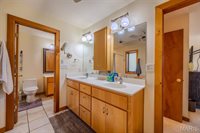 23643 Red Hawk Drive, Lebanon, MO 65536