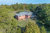23643 Red Hawk Drive, Lebanon, MO 65536