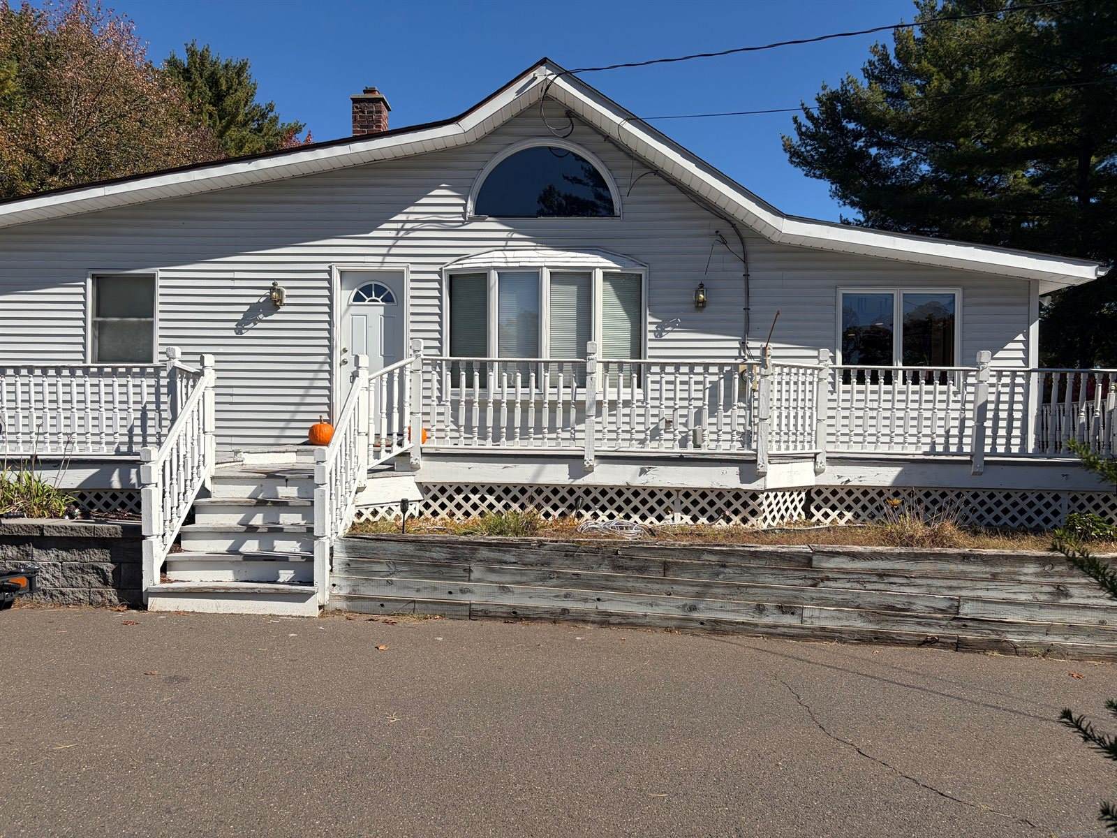 65 West Shore, Enfield, CT 06082
