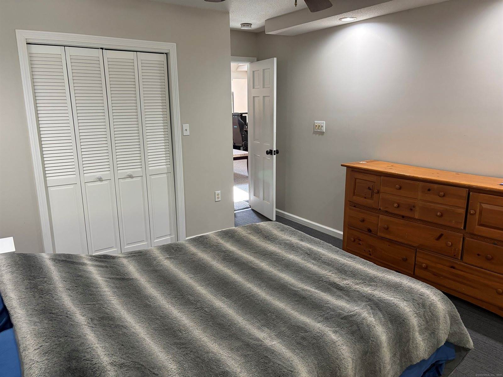 65 West Shore, Enfield, CT 06082