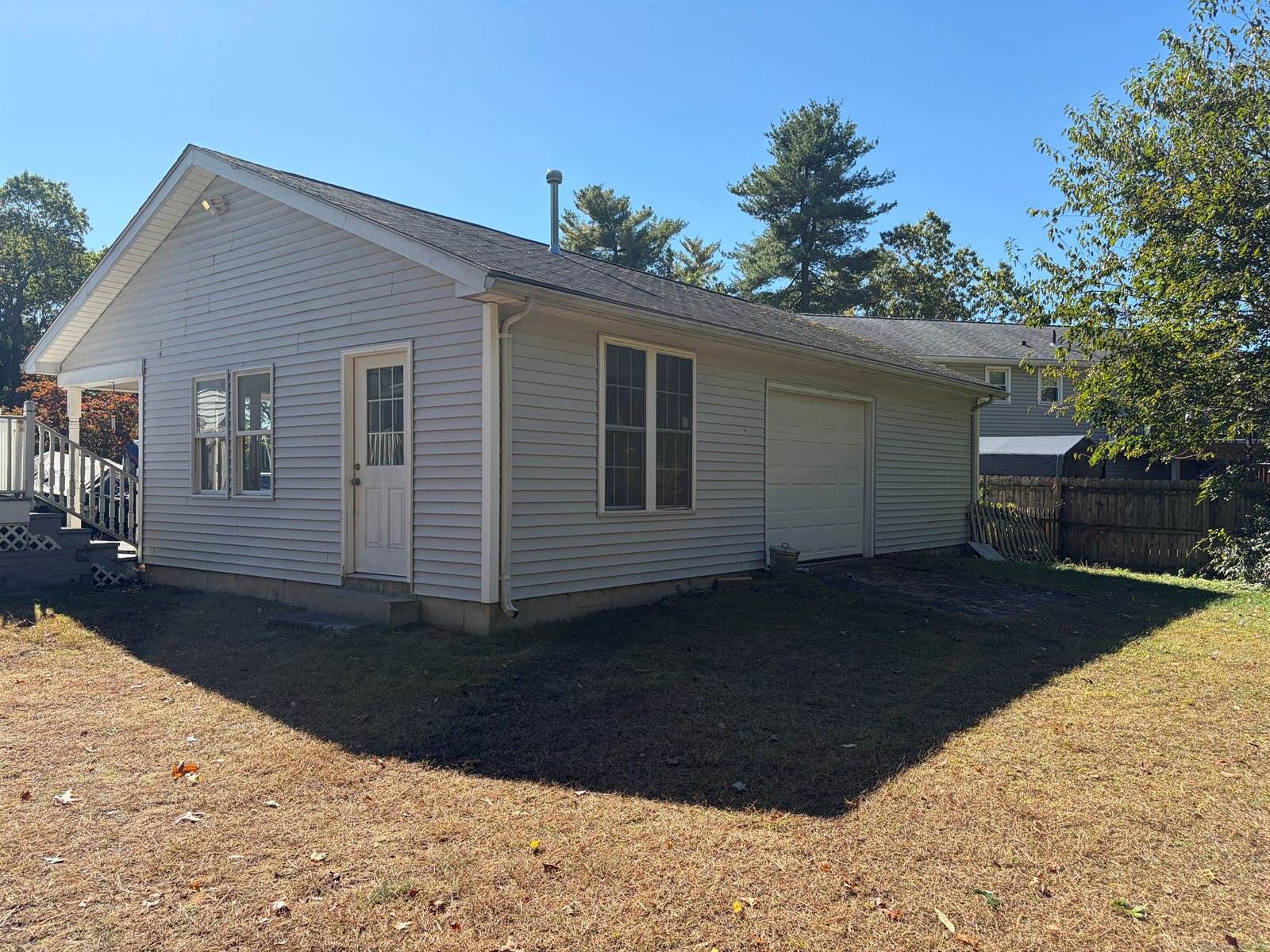 65 West Shore, Enfield, CT 06082
