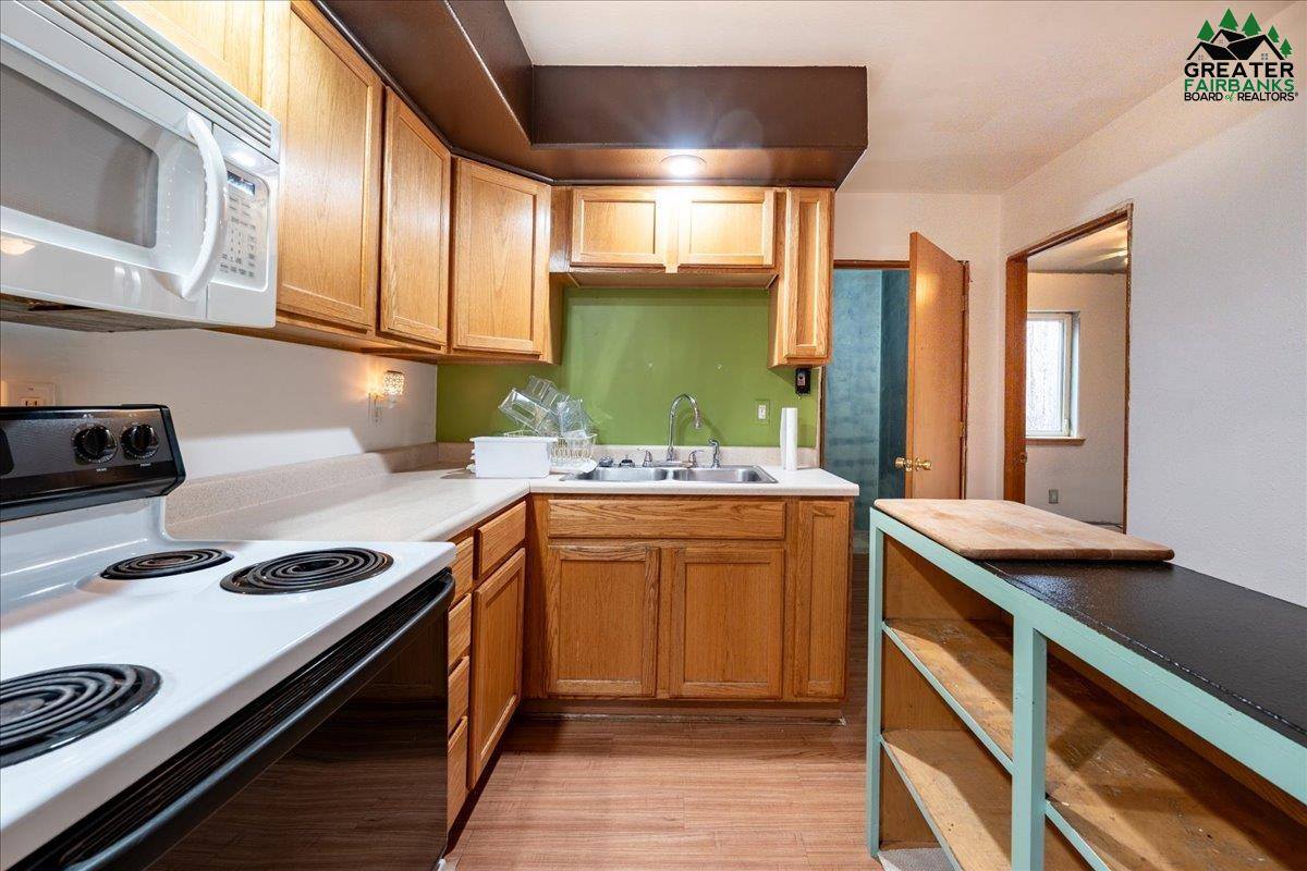 2318 Steese Highway, Fairbanks, AK 99712