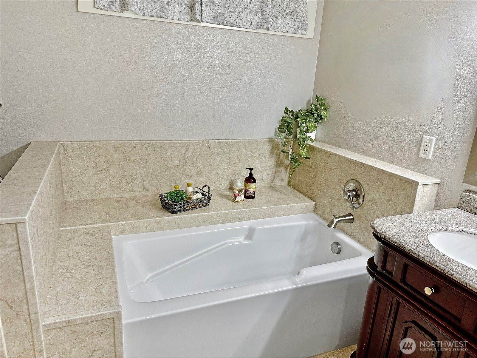 61 Willow Pointe Loop, Longview, WA 98632