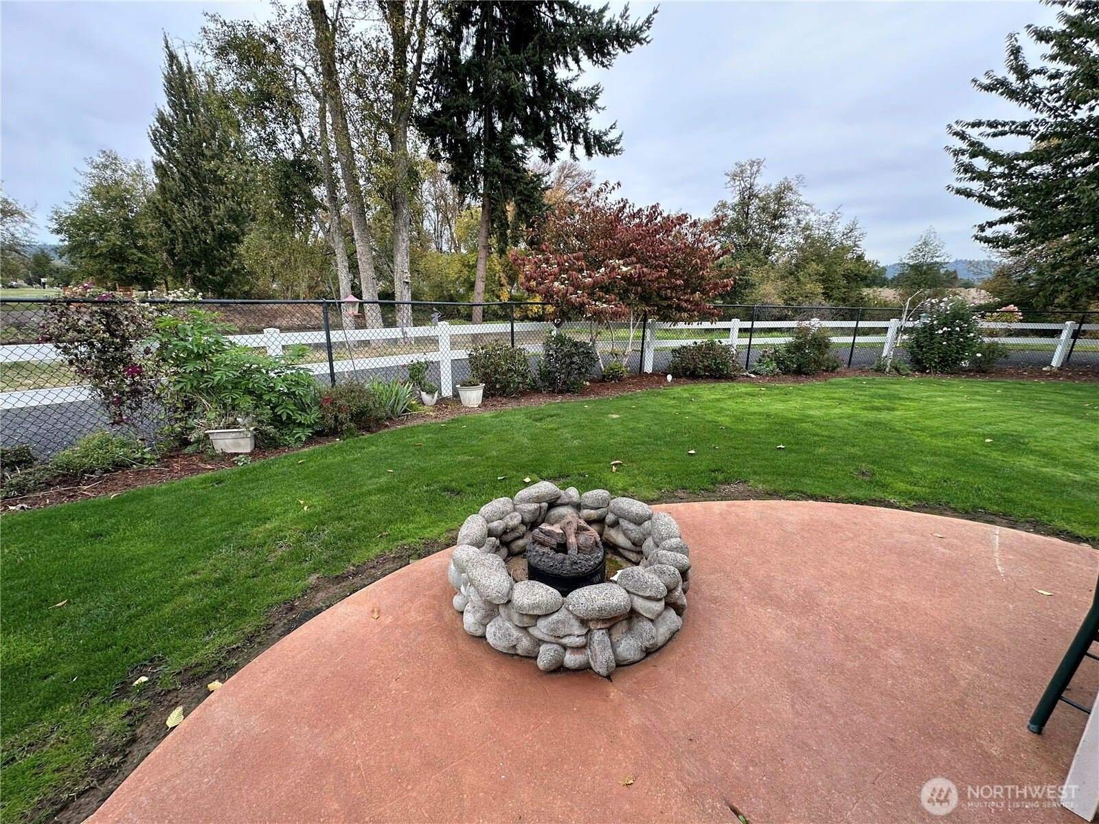 61 Willow Pointe Loop, Longview, WA 98632
