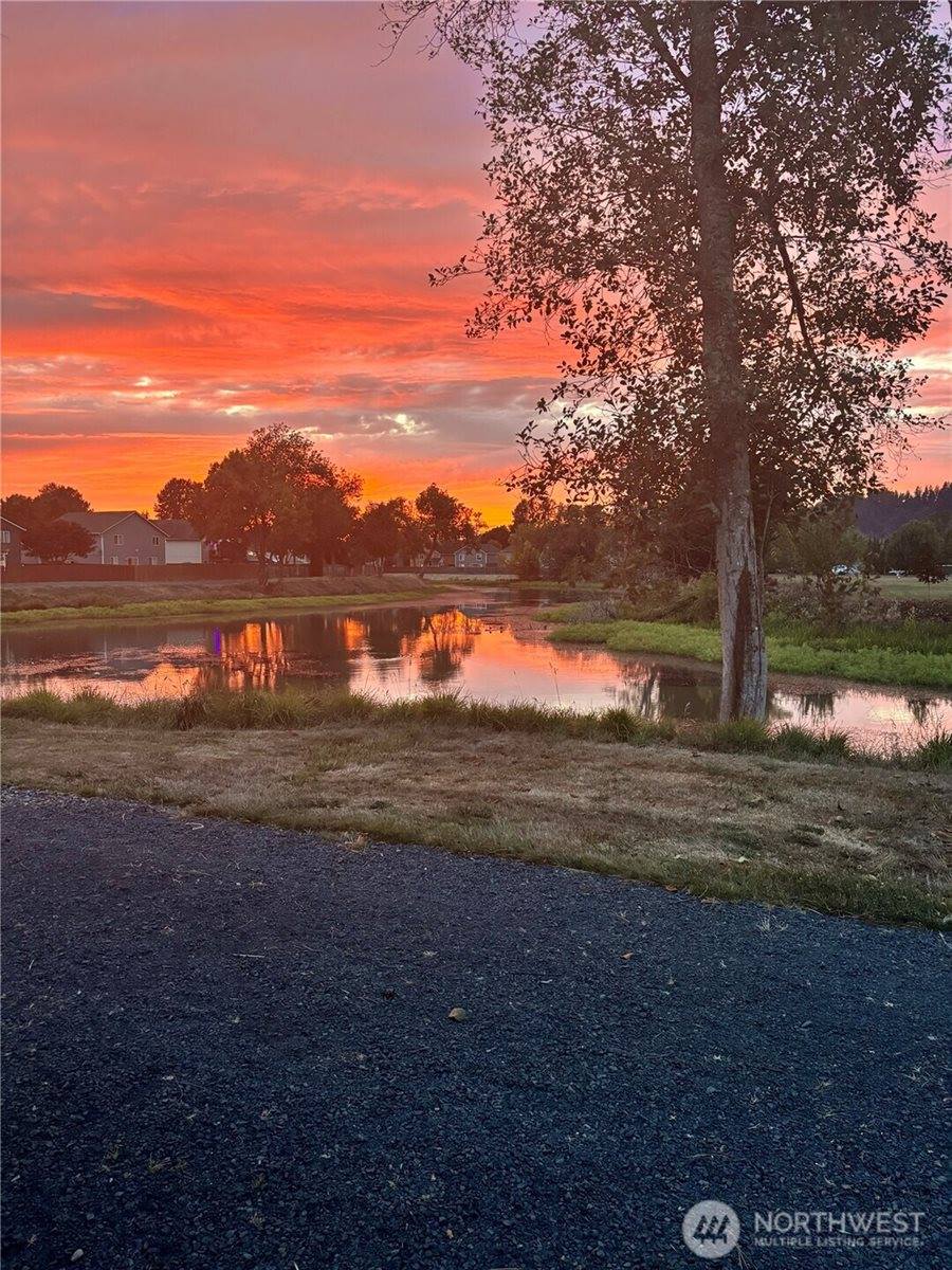 61 Willow Pointe Loop, Longview, WA 98632