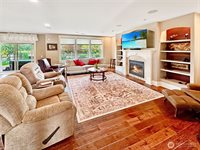 61 Willow Pointe Loop, Longview, WA 98632