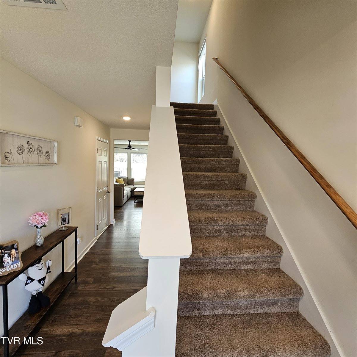 1070 Clearwater Lane, Johnson City, TN 37601