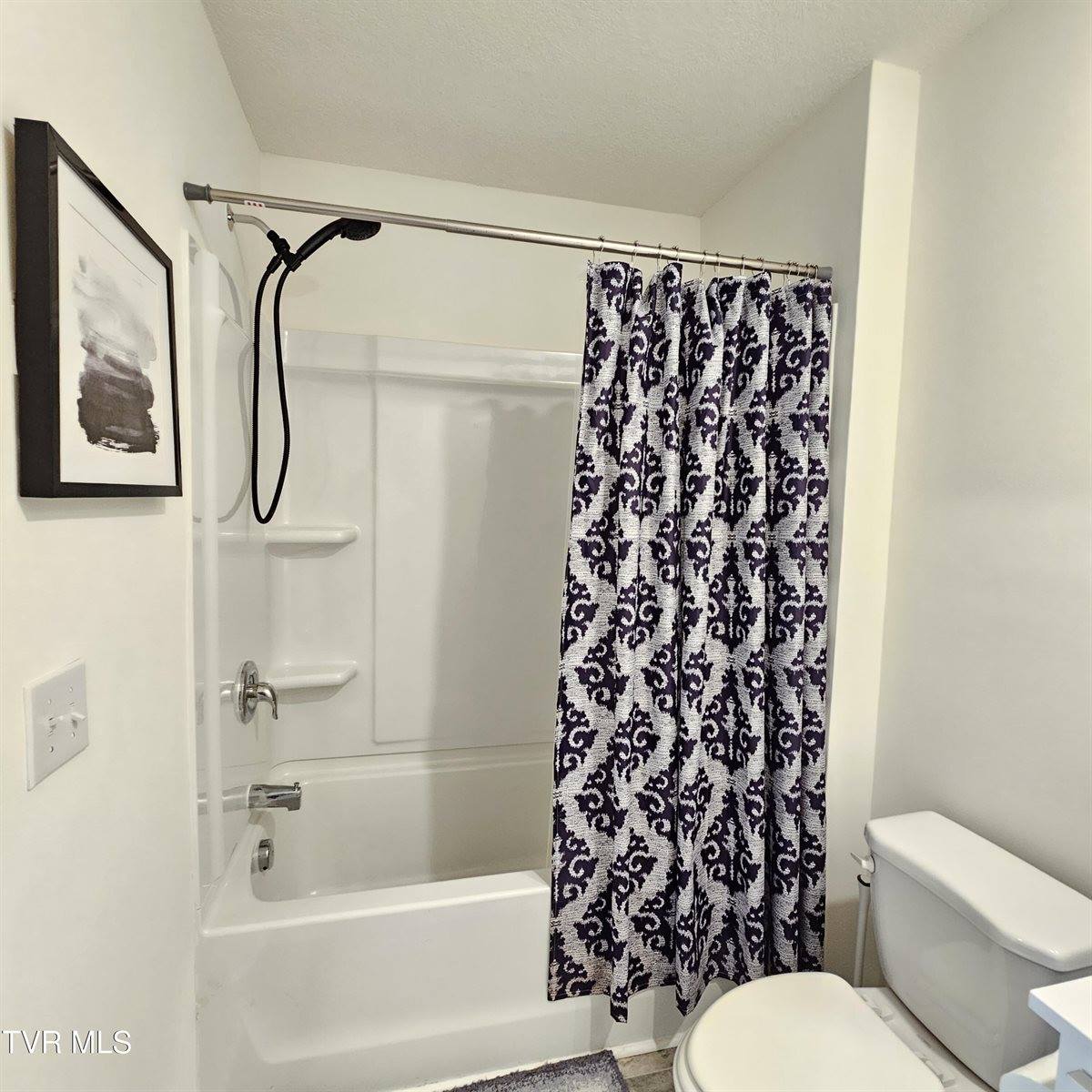 1070 Clearwater Lane, Johnson City, TN 37601