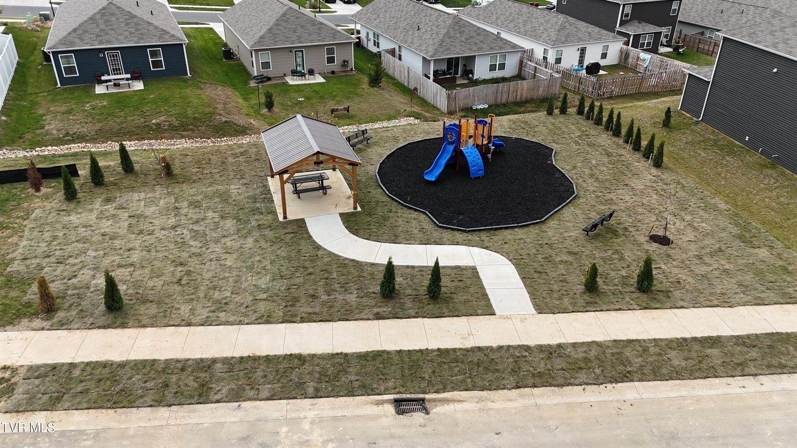 1070 Clearwater Lane, Johnson City, TN 37601