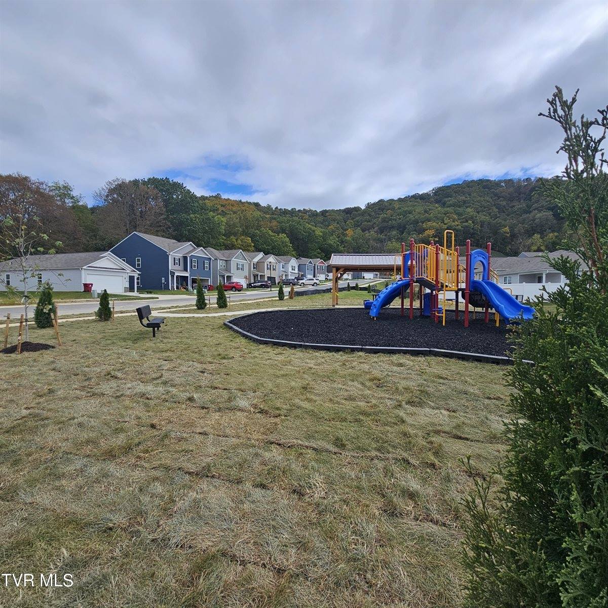 1070 Clearwater Lane, Johnson City, TN 37601