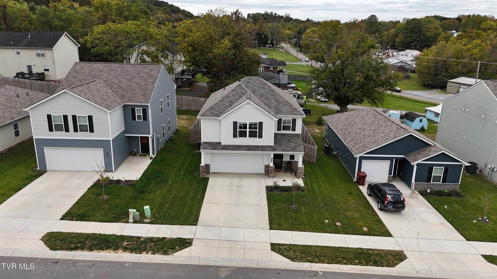 1070 Clearwater Lane, Johnson City, TN 37601