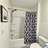 1070 Clearwater Lane, Johnson City, TN 37601