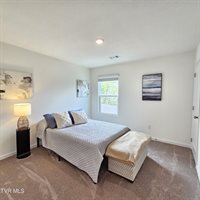 1070 Clearwater Lane, Johnson City, TN 37601