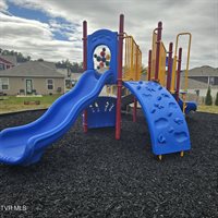 1070 Clearwater Lane, Johnson City, TN 37601