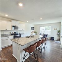 1070 Clearwater Lane, Johnson City, TN 37601