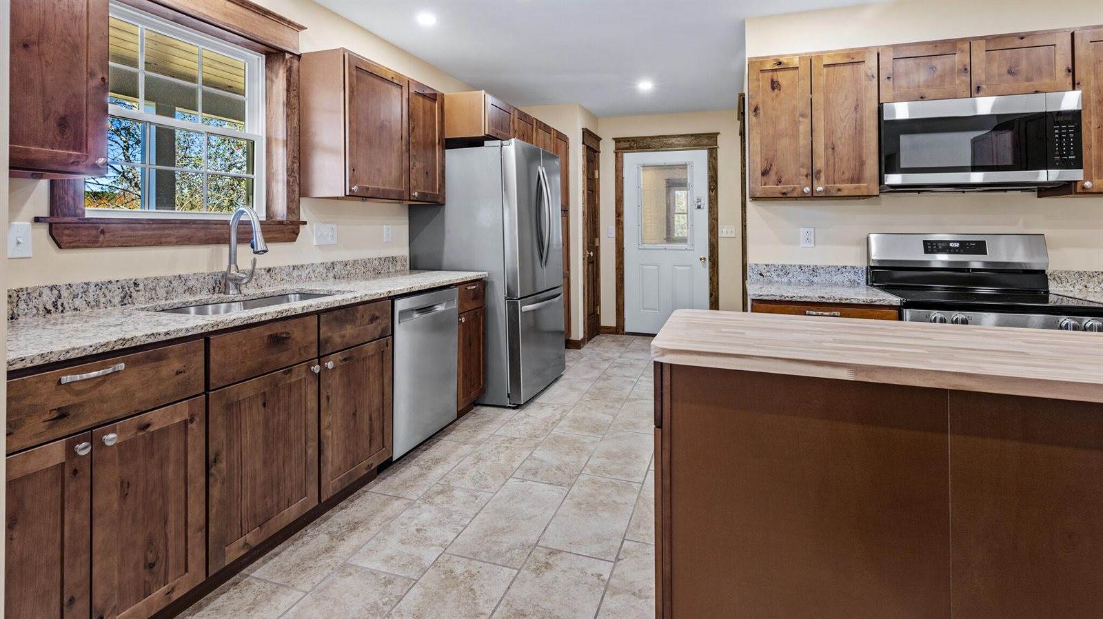 550 Swan Lake Avenue, Monroe, ME 04951