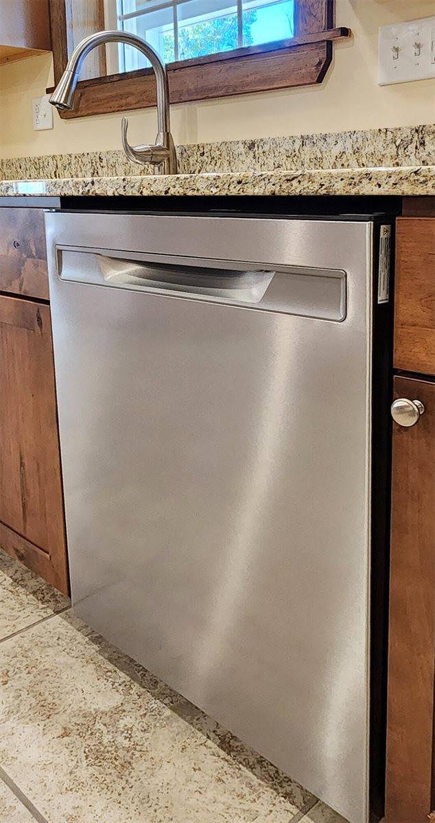 550 Swan Lake Avenue, Monroe, ME 04951