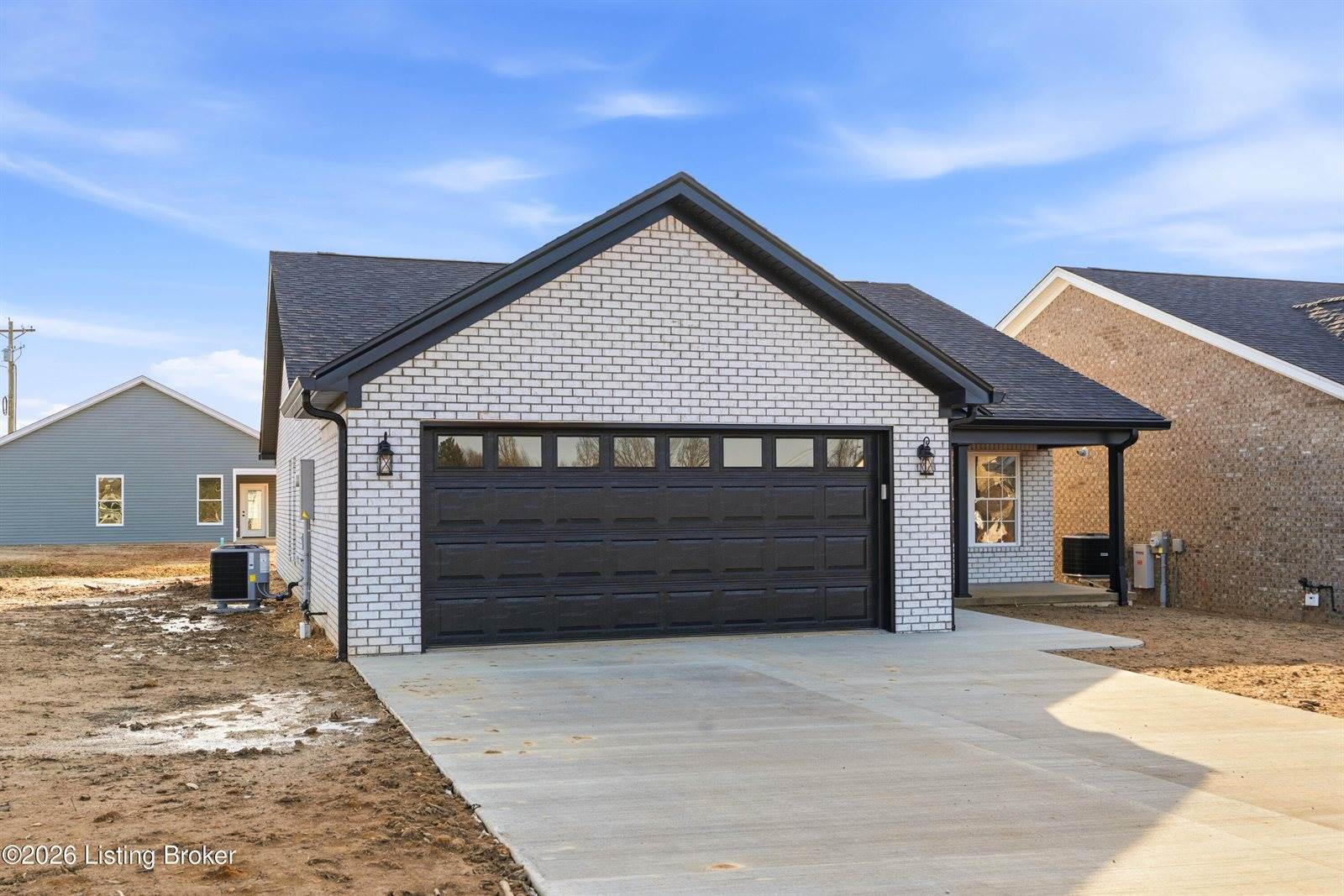 15 Paislynne Ct, Brandenburg, KY 40108