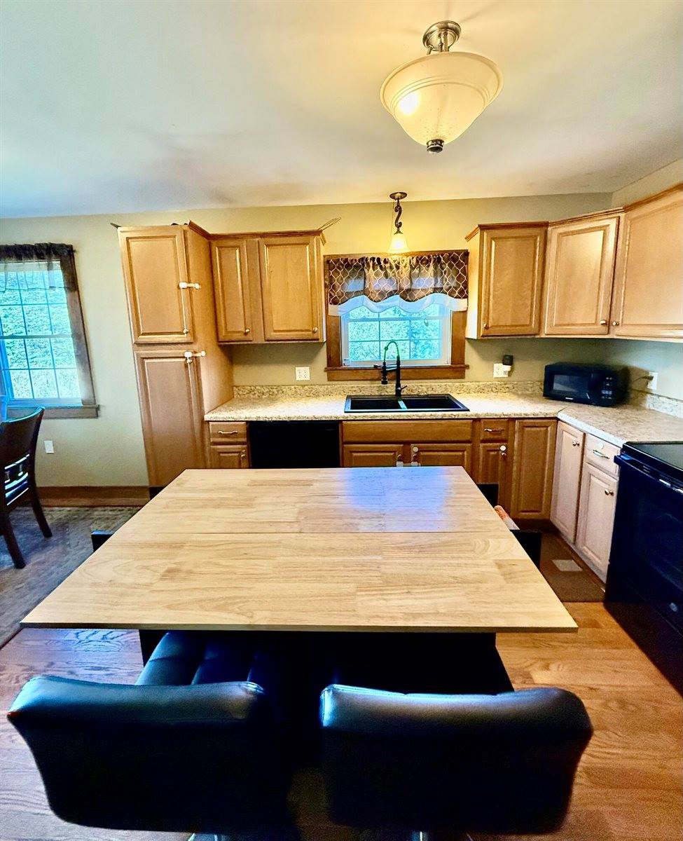 406 West Kennebec Road, Machias, ME 04654