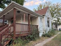 1630 SW Buchanan ST, Topeka, KS 66604