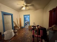 1630 SW Buchanan ST, Topeka, KS 66604