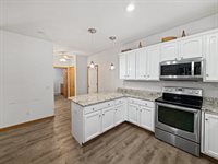 4842 East Il Route 72, Byron, IL 61010