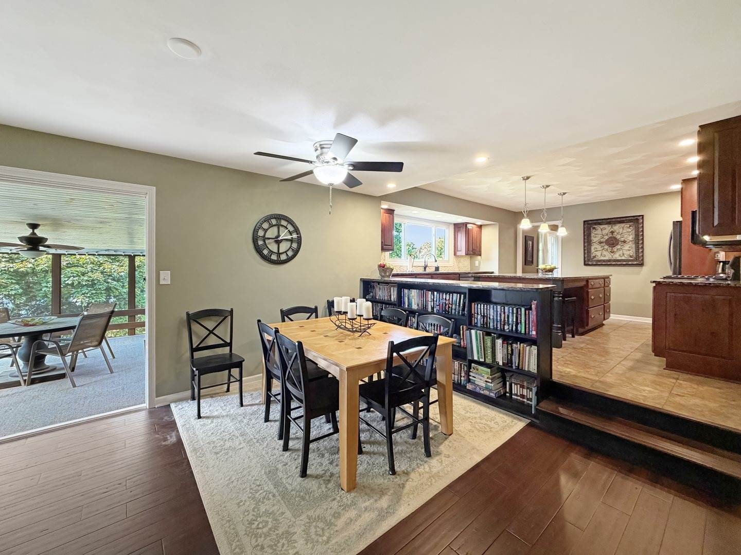 1712 Wood Street, Freeport, IL 61032