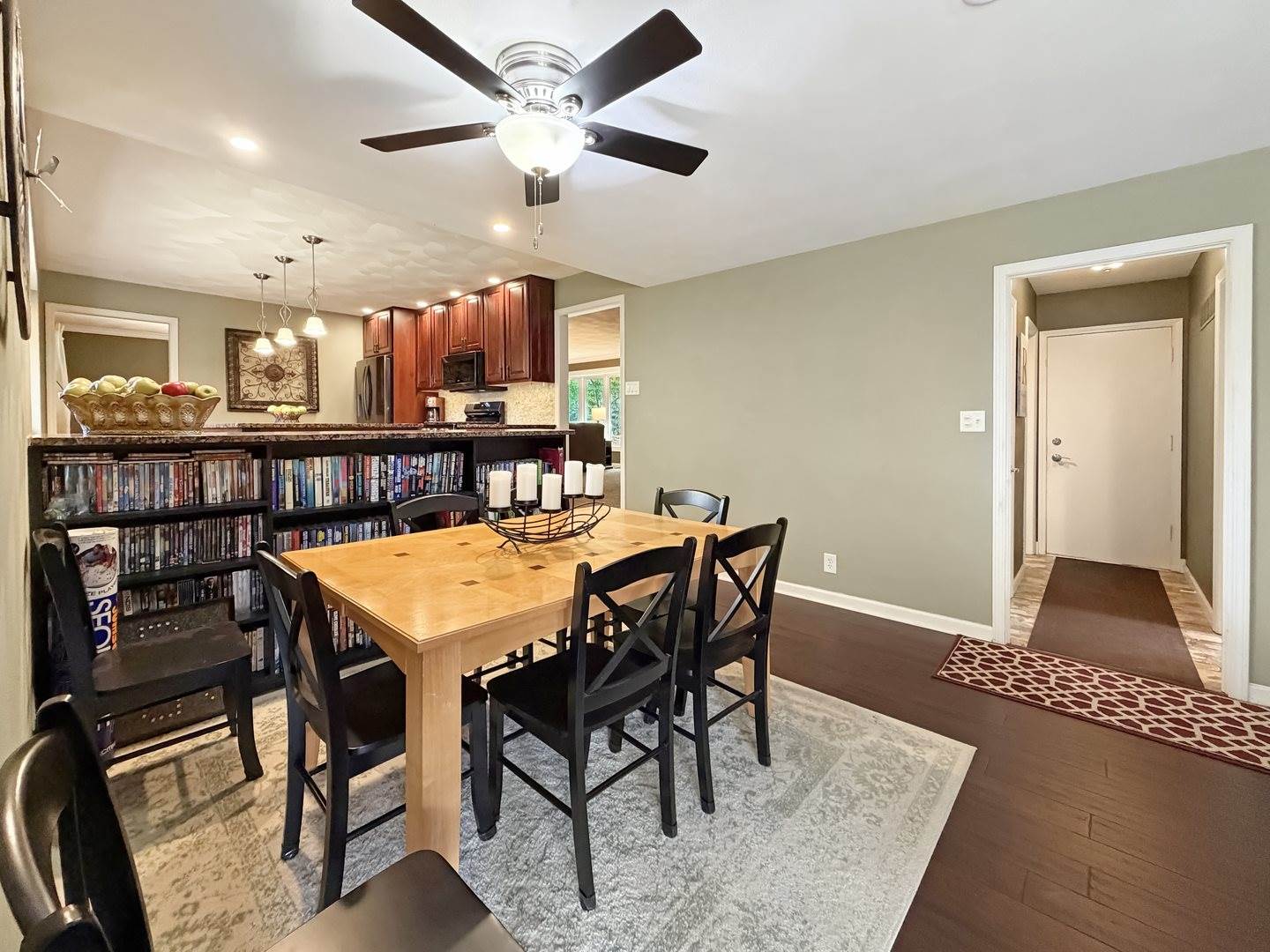 1712 Wood Street, Freeport, IL 61032