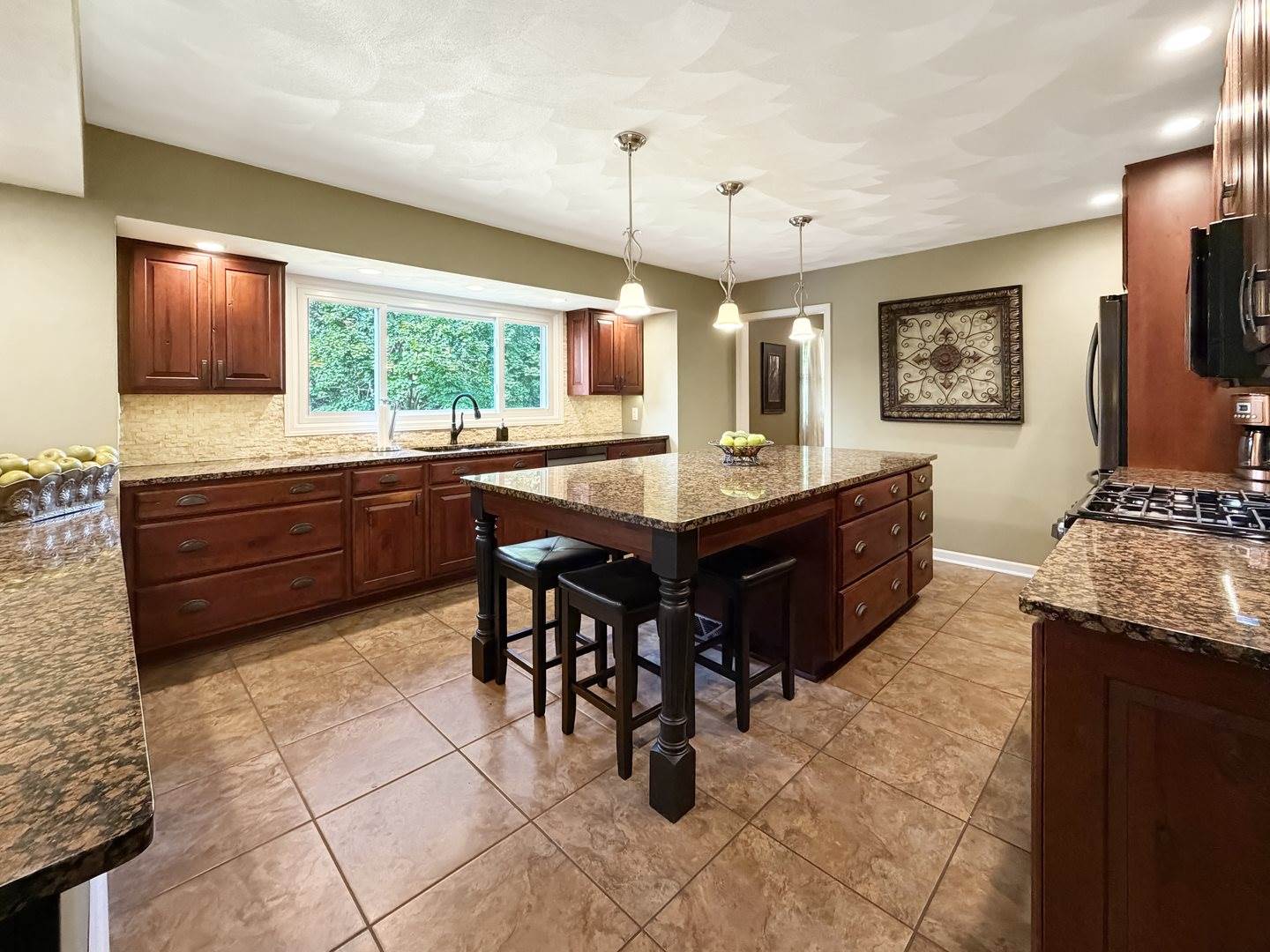 1712 Wood Street, Freeport, IL 61032