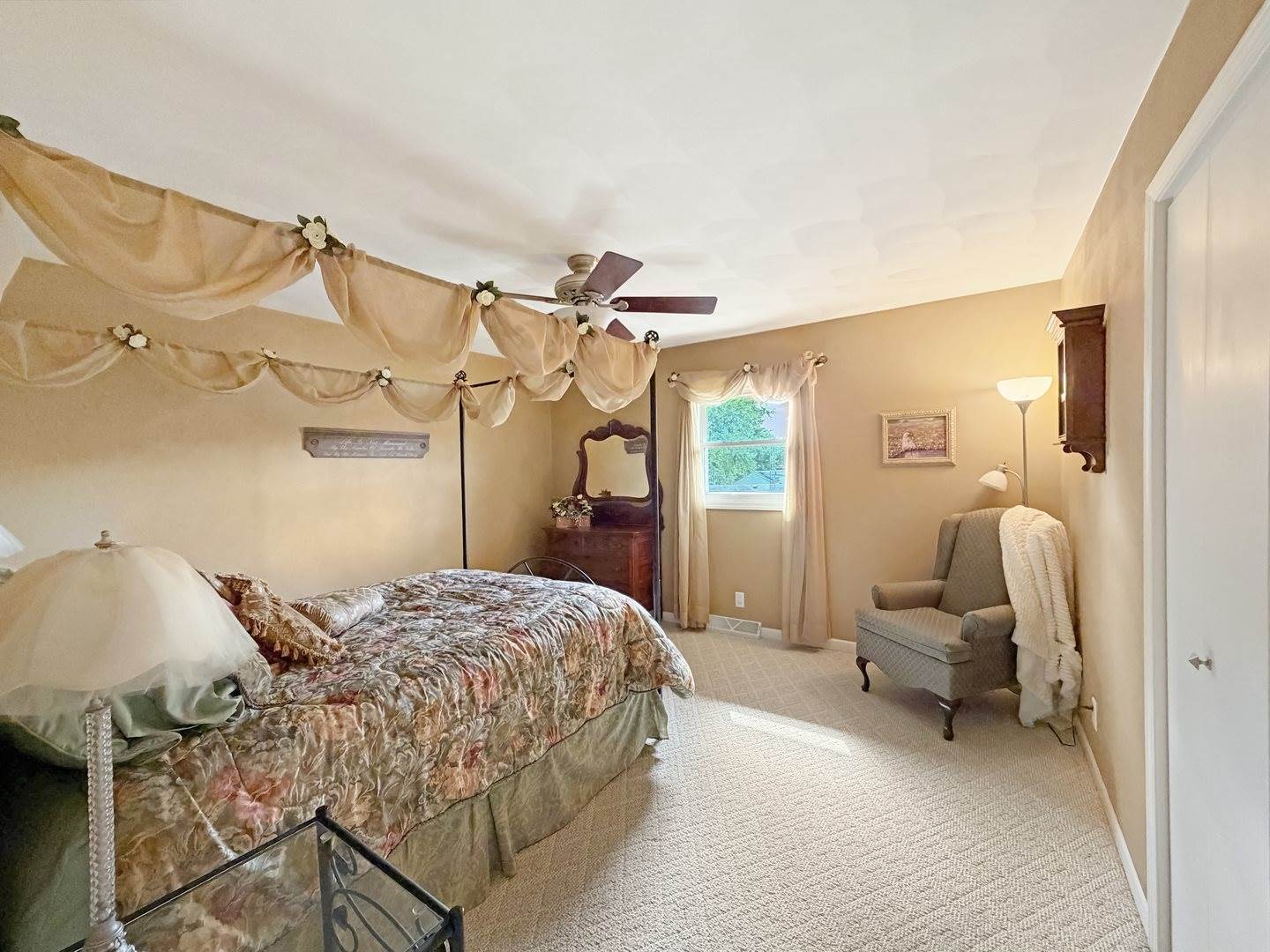 1712 Wood Street, Freeport, IL 61032