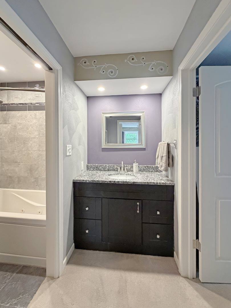 1712 Wood Street, Freeport, IL 61032