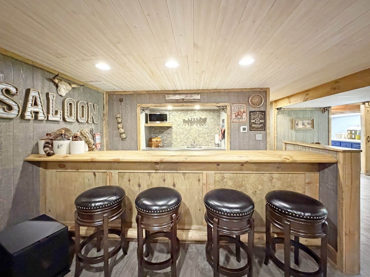 1712 Wood Street, Freeport, IL 61032