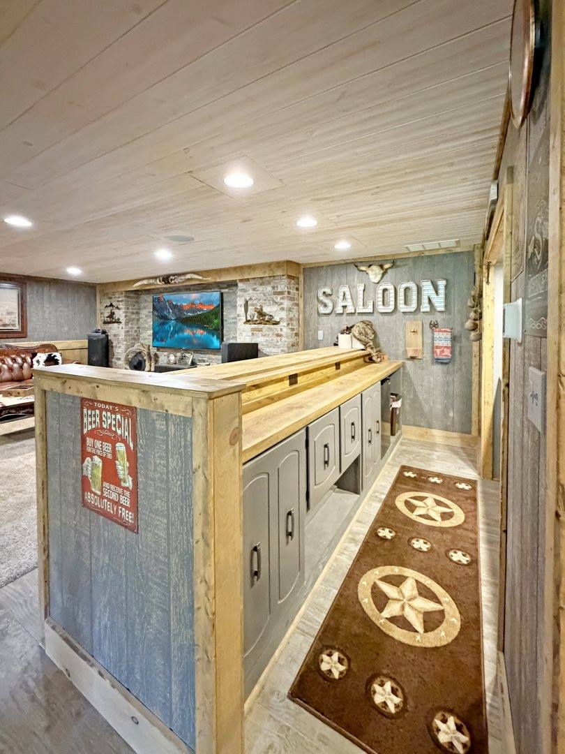 1712 Wood Street, Freeport, IL 61032