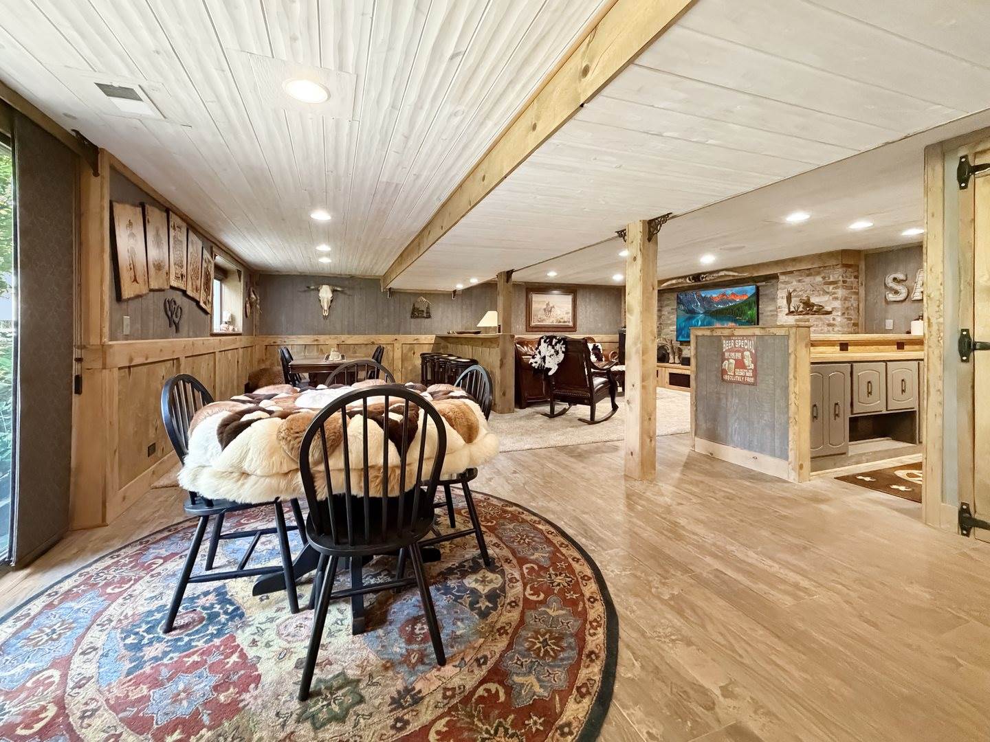 1712 Wood Street, Freeport, IL 61032