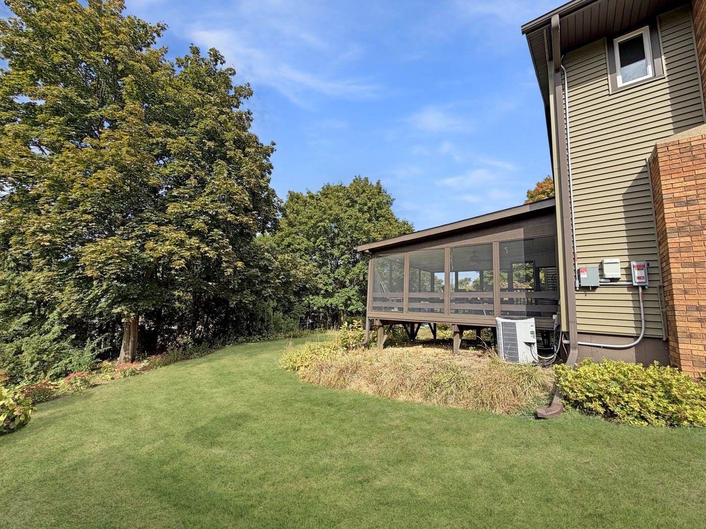 1712 Wood Street, Freeport, IL 61032