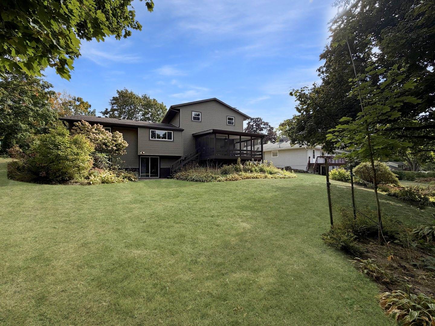 1712 Wood Street, Freeport, IL 61032