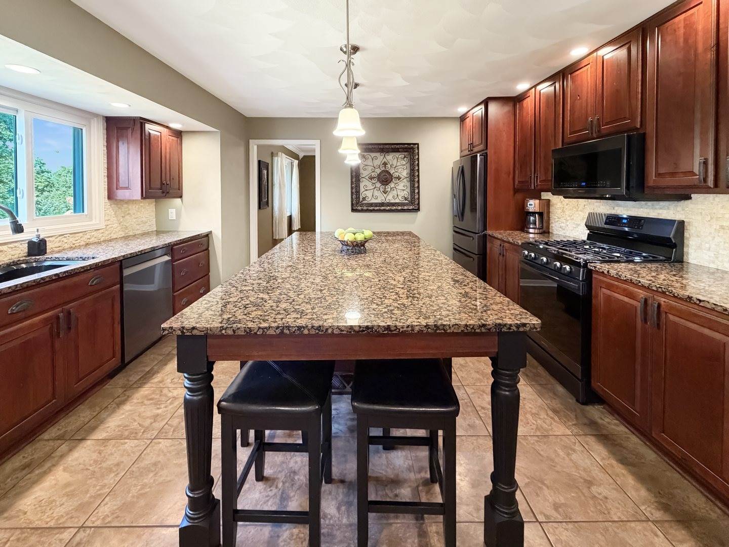 1712 Wood Street, Freeport, IL 61032