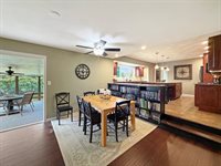 1712 Wood Street, Freeport, IL 61032