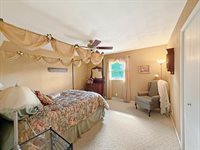 1712 Wood Street, Freeport, IL 61032