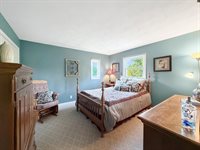 1712 Wood Street, Freeport, IL 61032